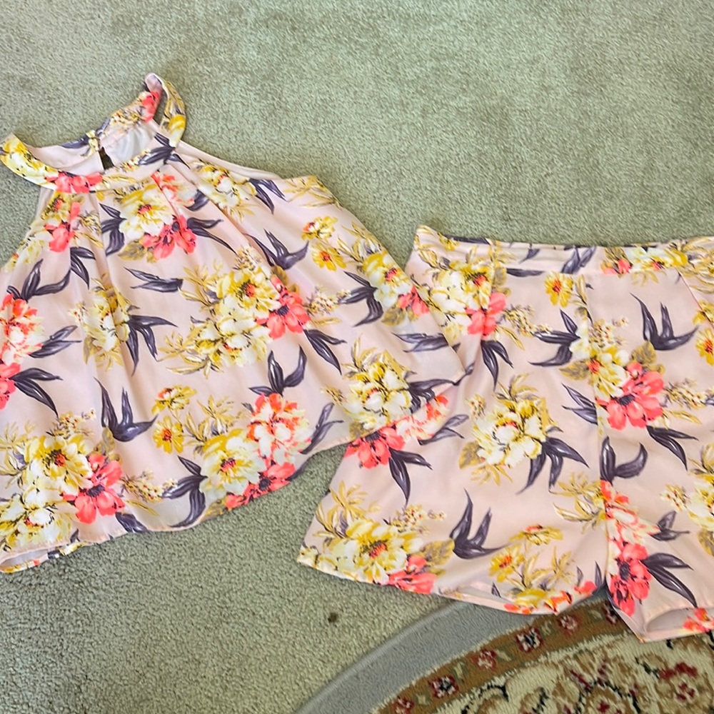 Girls two piece dressy outfit size 16